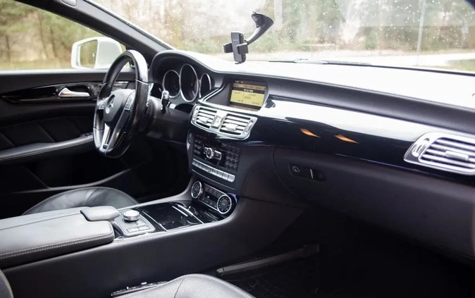 Mercedes-Benz CLS cena 89900 przebieg: 181000, rok produkcji 2012 z Międzylesie małe 352